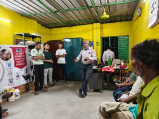Farmer meeting in Majhdia1
